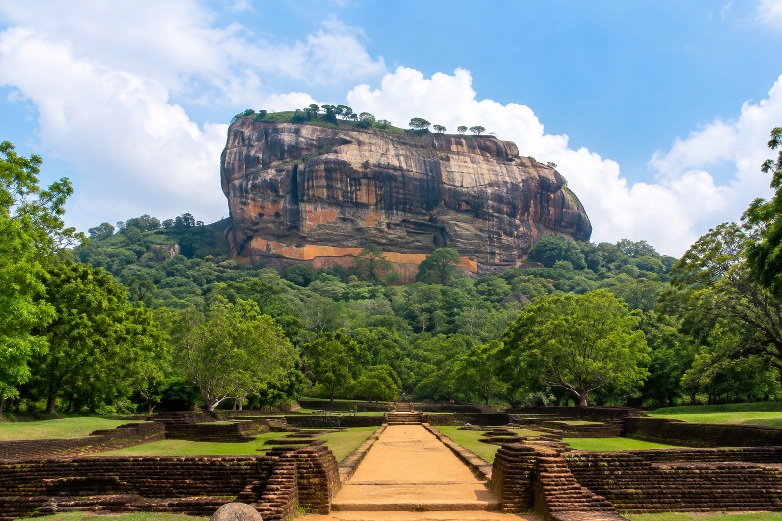 5 Days Culture, Mountains & Wildlife